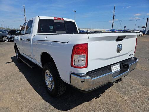 2021 RAM 2500 Tradesman Crew Cab 4x4 6'4' Box