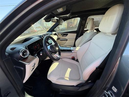 2023 Mercedes-Benz GLC 300 4MATIC