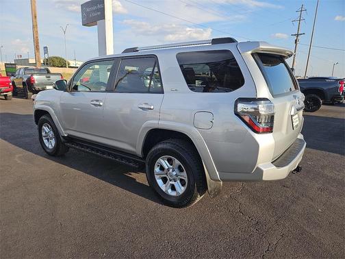 2024 Toyota 4Runner SR5 Premium