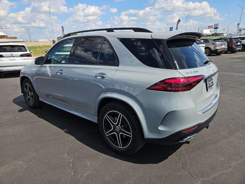 MANUFAKTUR Alpine Grey 2026 Mercedes-Benz GLE 450 4MATIC