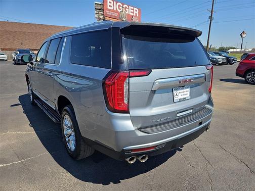 2023 GMC Yukon XL Denali