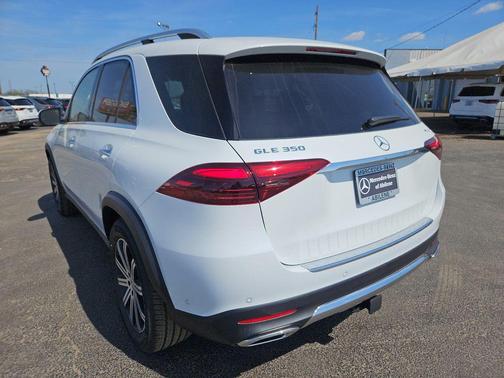 Moonlight White Metallic 2026 Mercedes-Benz GLE 350 4MATIC