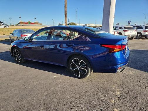 2024 Nissan Altima SR FWD