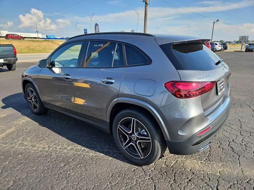 Mountain Grey Metallic 2026 Mercedes-Benz GLA 250 4MATIC