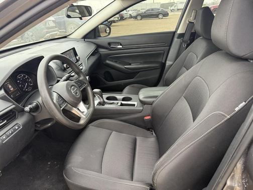 2022 Nissan Altima S FWD