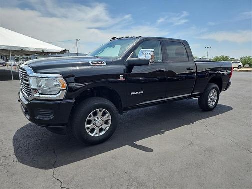 2023 RAM 3500 Laramie Crew Cab 4x4 6'4' Box