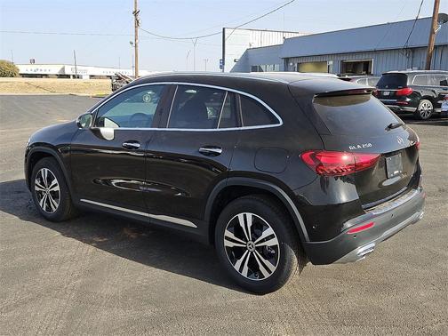 2025 Mercedes-Benz GLA 250 4MATIC