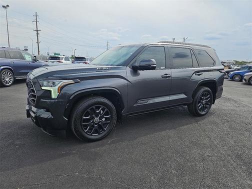 2024 Toyota Sequoia Platinum