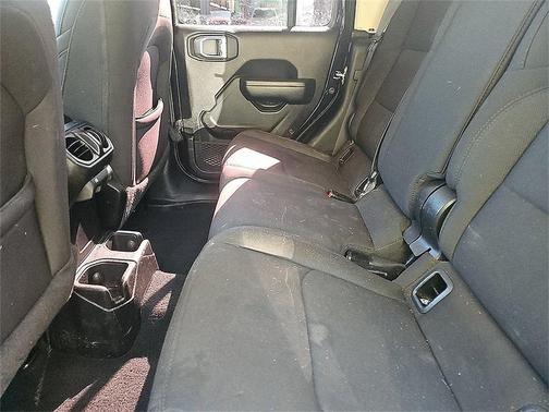 2023 Jeep Gladiator Willys 4x4