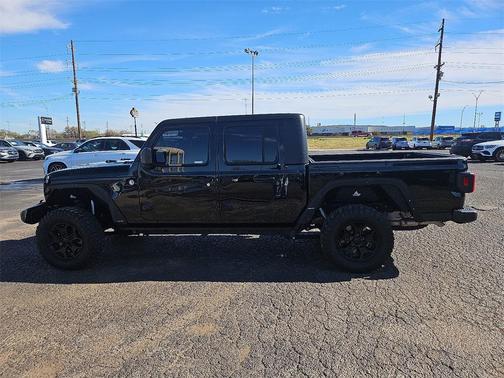 2023 Jeep Gladiator Willys 4x4