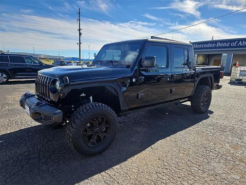 2023 Jeep Gladiator Willys 4x4