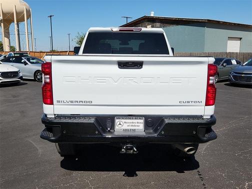 2024 Chevrolet Silverado 2500 Custom