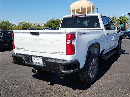 2024 Chevrolet Silverado 2500 Custom