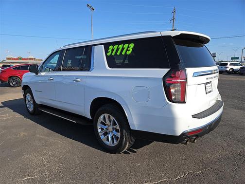 2023 Chevrolet Suburban Premier