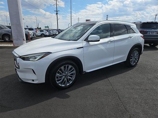 2024 INFINITI QX50 LUXE AWD