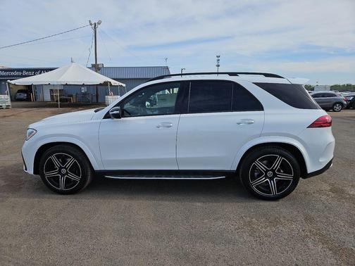 Moonlight White Metallic 2026 Mercedes-Benz GLE 450 4MATIC
