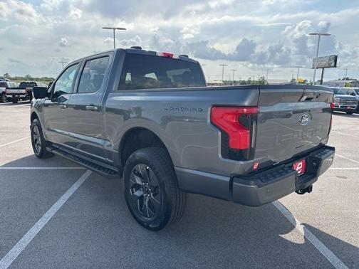 2025 Ford F-150 Lightning Flash