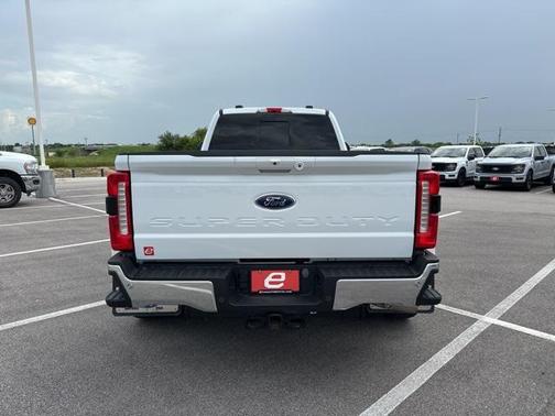 2023 Ford F-350 Lariat