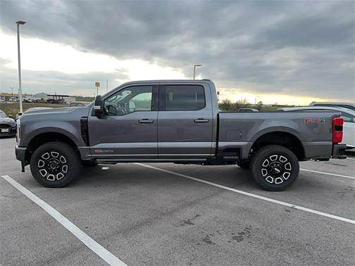 2025 Ford F-250 Platinum
