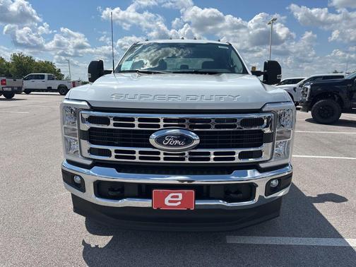 2026 Ford F-350 XLT