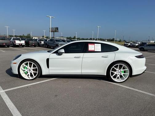 2018 Porsche Panamera 4S