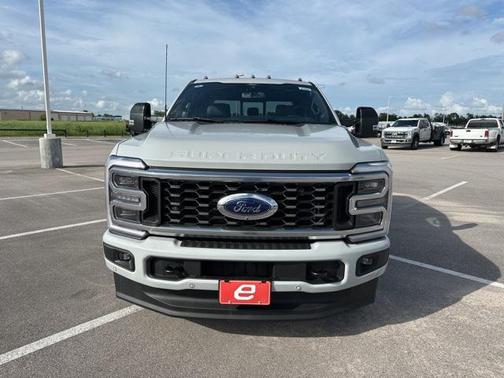 2025 Ford F-350 Platinum