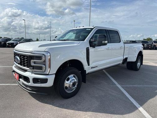 2025 Ford F-350 Platinum