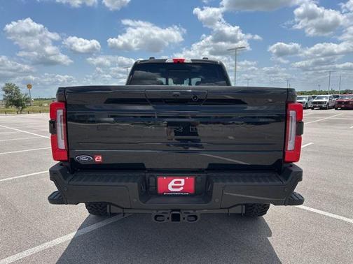 2025 Ford F-250 Platinum