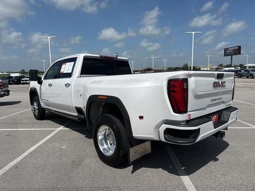 2024 GMC Sierra 3500 Denali