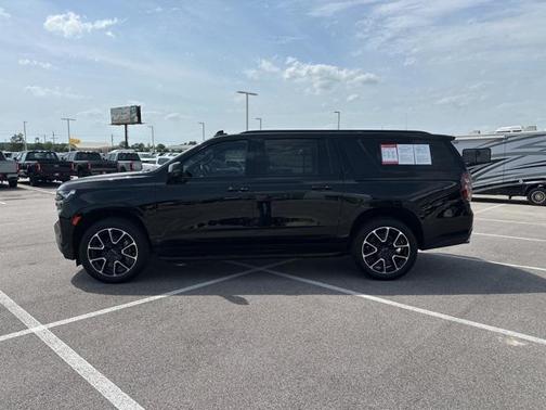 2024 Chevrolet Suburban RST