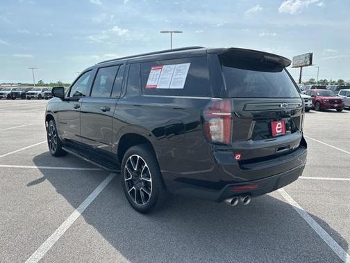 2024 Chevrolet Suburban RST