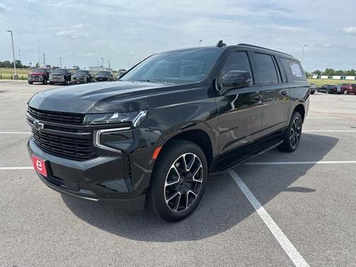 2024 Chevrolet Suburban RST