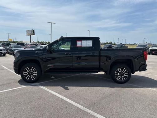 2025 GMC Sierra 1500 AT4