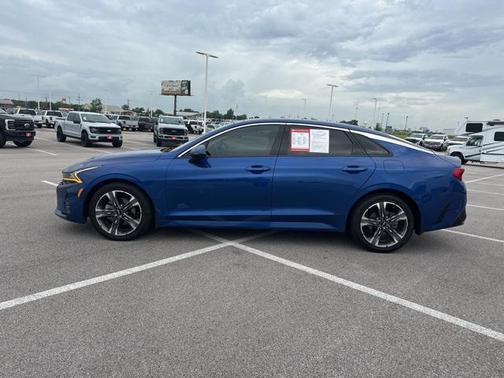 2023 Kia K5 EX