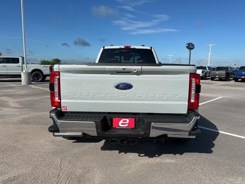 2025 Ford F-350 Lariat
