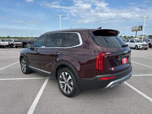 2022 Kia Telluride S