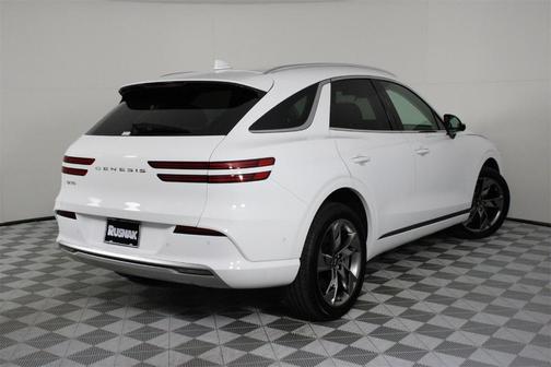 2025 Genesis Electrified GV70 Advanced