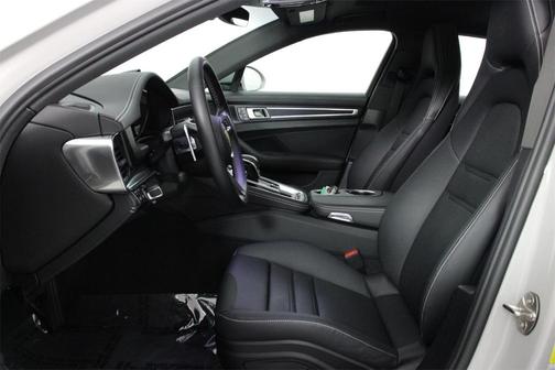 2022 Porsche Panamera Platinum Edition