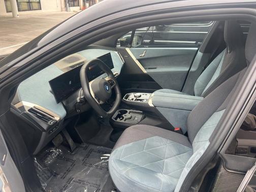 2024 BMW iX xDrive50