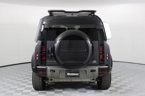 2023 Land Rover Defender 110 X-Dynamic SE