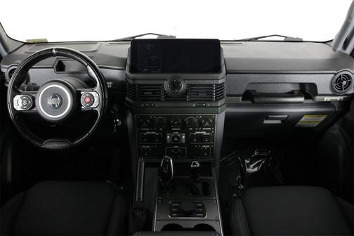 2025 INEOS Grenadier 1924 BELSTAFF EDITION