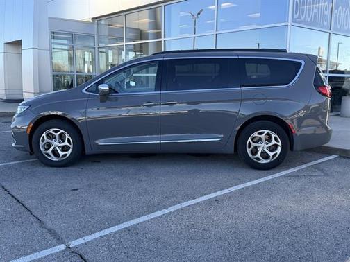 2022 Chrysler Pacifica Limited