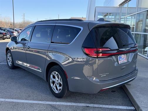 2022 Chrysler Pacifica Limited