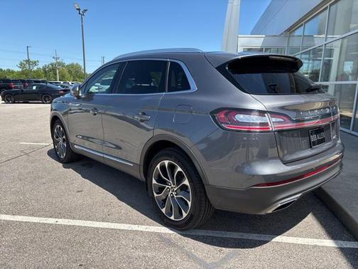 2021 Lincoln Nautilus Reserve