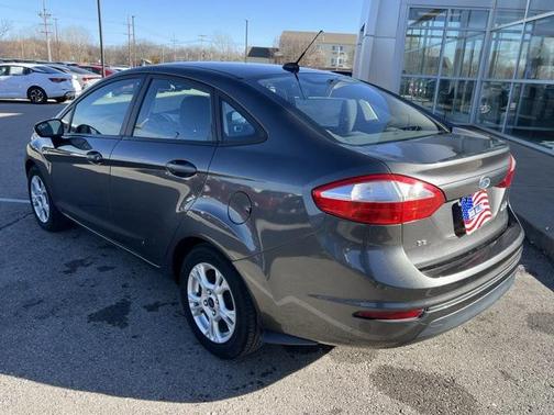 2015 Ford Fiesta SE