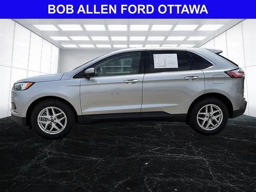 Iconic Silver Metallic 2023 Ford Edge SEL