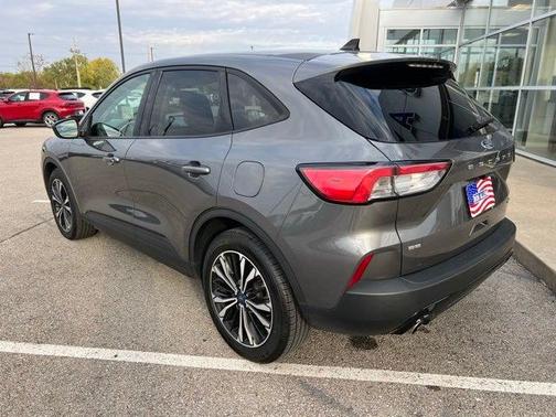 2021 Ford Escape SE