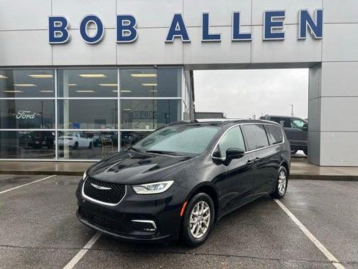 2025 Chrysler Pacifica L