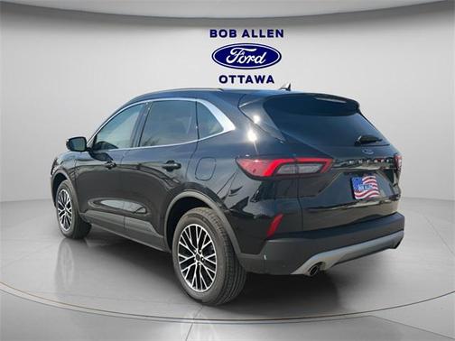 2025 Ford Escape PHEV Base