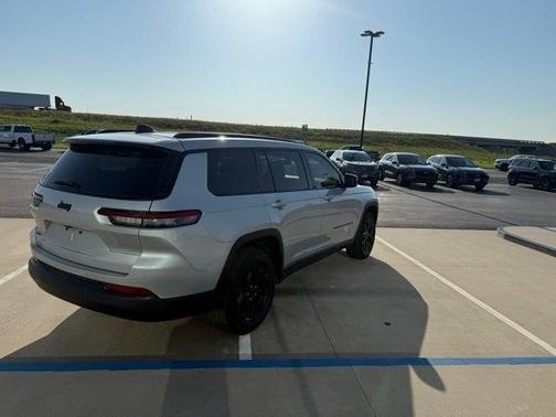 2024 Jeep Grand Cherokee L Altitude